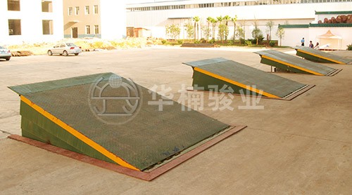 装卸货物登车桥类型有哪些？